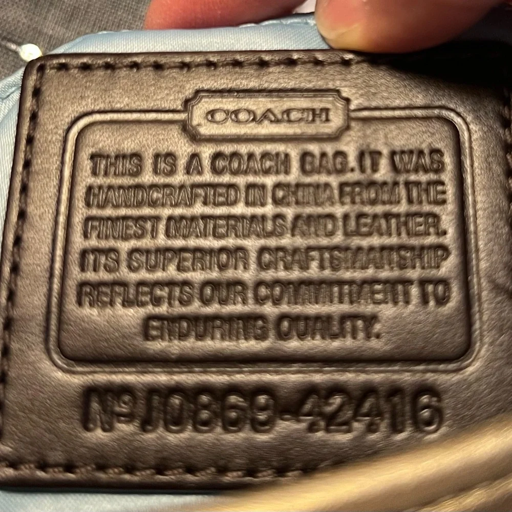 Coach 2008 Leah Gold Metallic Mini Tote Bag Creed J0868-42416 - Picture 6 of 16